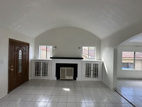 2815 Winter St in Los Angeles, CA - Foto de edificio - Building Photo