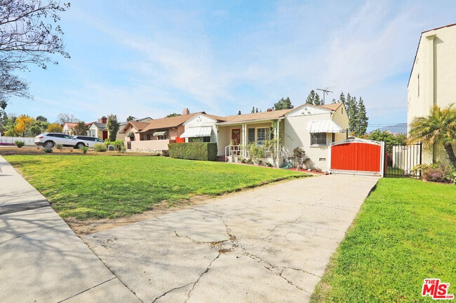 87 W Glenarm St in Pasadena, CA - Building Photo - Building Photo