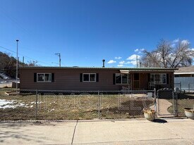 201 Plateau Ave in Collbran, CO - Building Photo