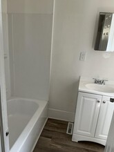 3206 Saratoga Ave in Cleveland, OH - Building Photo - Building Photo