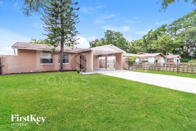 property at 10508 N Dixon Ave
