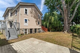 15 Barrett St in Malden, MA - Building Photo - Building Photo
