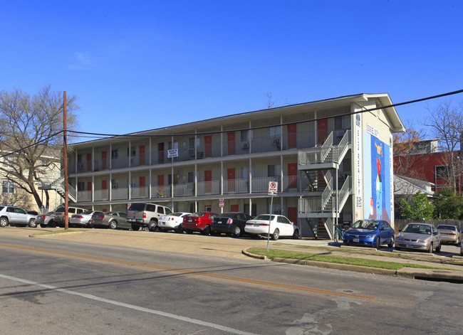 Campus Crossing Apartments