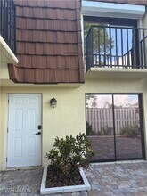 5245 Cedarbend Dr in Ft. Myers, FL - Building Photo - Building Photo