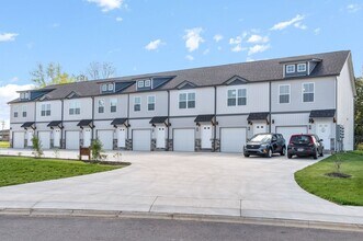 224 Drayton Dr in Clarksville, TN - Foto de edificio - Building Photo