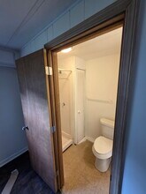 10561 N Loomis Rd in Clare, MI - Building Photo - Building Photo