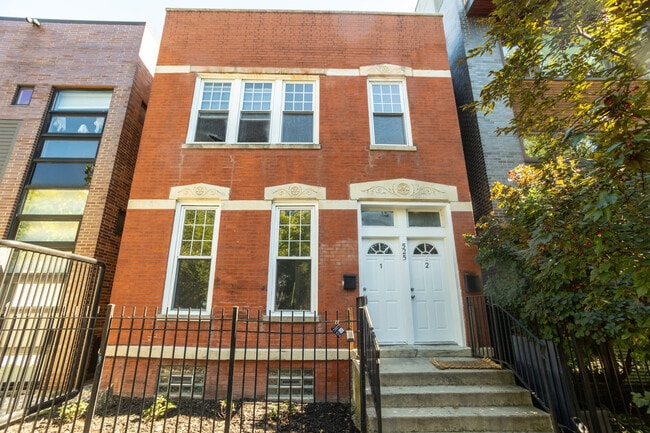 property at 525 N Wood St