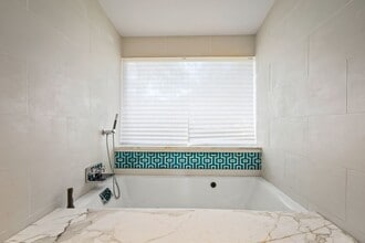 4581 Hawthorne Pl in Mobile, AL - Building Photo - Building Photo