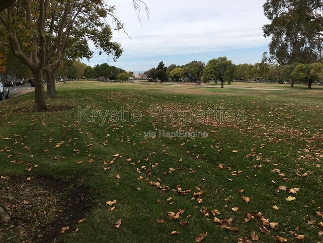 7 Rodgers St in Vallejo, CA - Building Photo - Building Photo