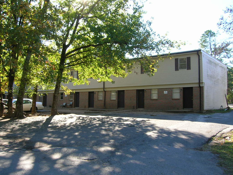 Flats on Foster in Little Rock, AR - Building Photo