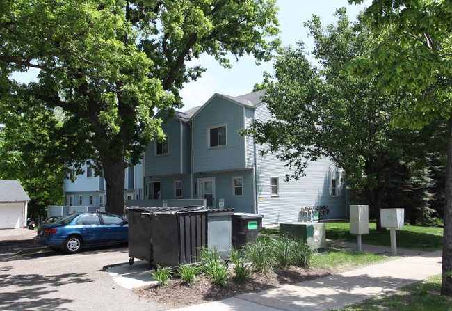 Cole Townhomes Co-op in Minneapolis, MN - Building Photo - Building Photo