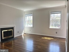 907 Green St in Alexandria, VA - Building Photo - Building Photo