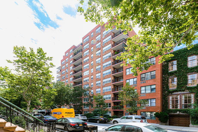 Claiborne House in New York, NY - Building Photo - Building Photo