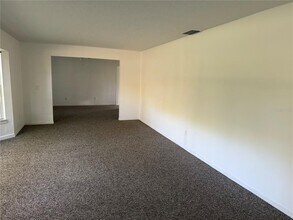 12025 Lake Butler Blvd in Windermere, FL - Building Photo - Building Photo