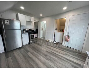 119 Hanover St, Unit 2 in Providence, RI - Building Photo - Building Photo