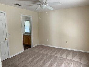 1201 Cedarwood Way in Clermont, FL - Building Photo - Building Photo