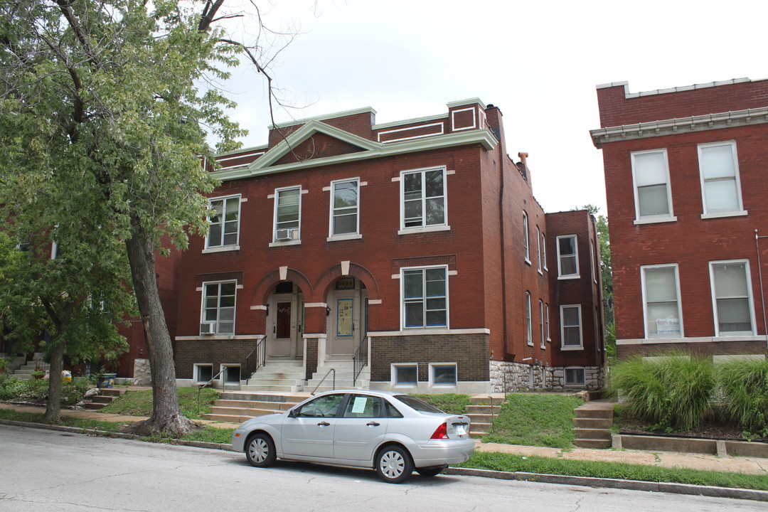 3332-3334 Pennsylvania Ave in St. Louis, MO - Foto de edificio