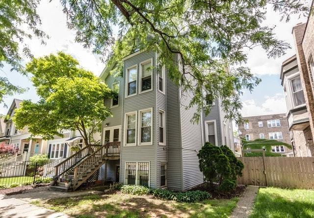 2526 N Rockwell St, Unit 2 in Chicago, IL - Building Photo