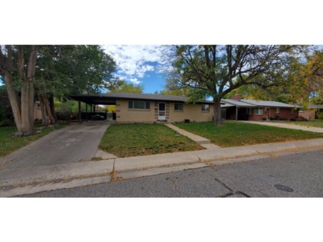 property at 6113 Holland St