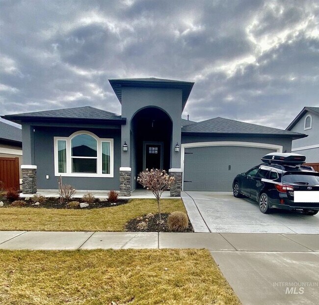 9817 W Wildbranch Dr Rentals in Star, ID