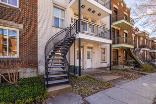 5950-5958 Molson St in Montréal, QC - Building Photo