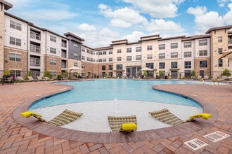 Forayna Vintage Park in Houston, TX - Foto de edificio - Building Photo