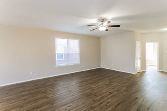 320 Amethyst Dr in Fort Worth, TX - Building Photo - Building Photo