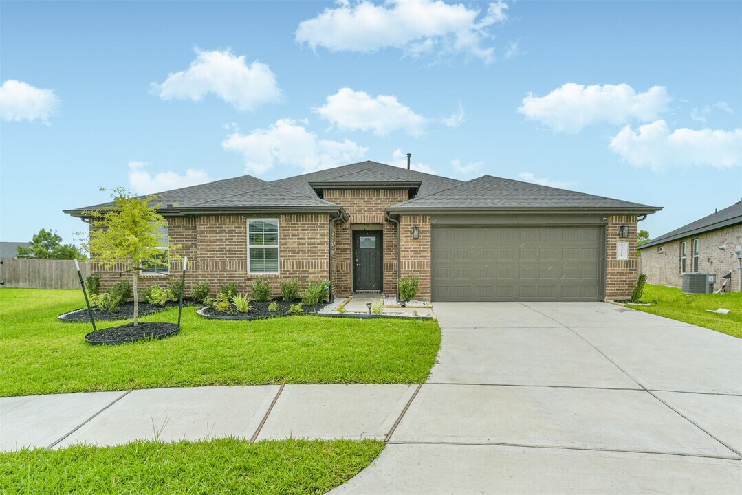 3434 Dursley Landing Ct in Fulshear, TX - Building Photo