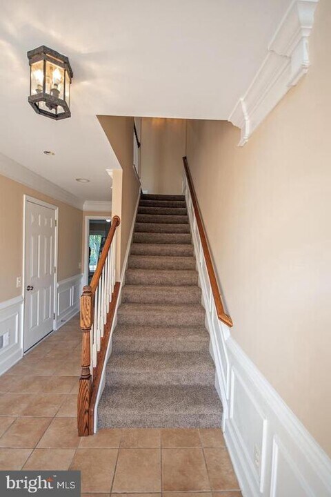 2444 Terra Cotta Cir in Herndon, VA - Building Photo