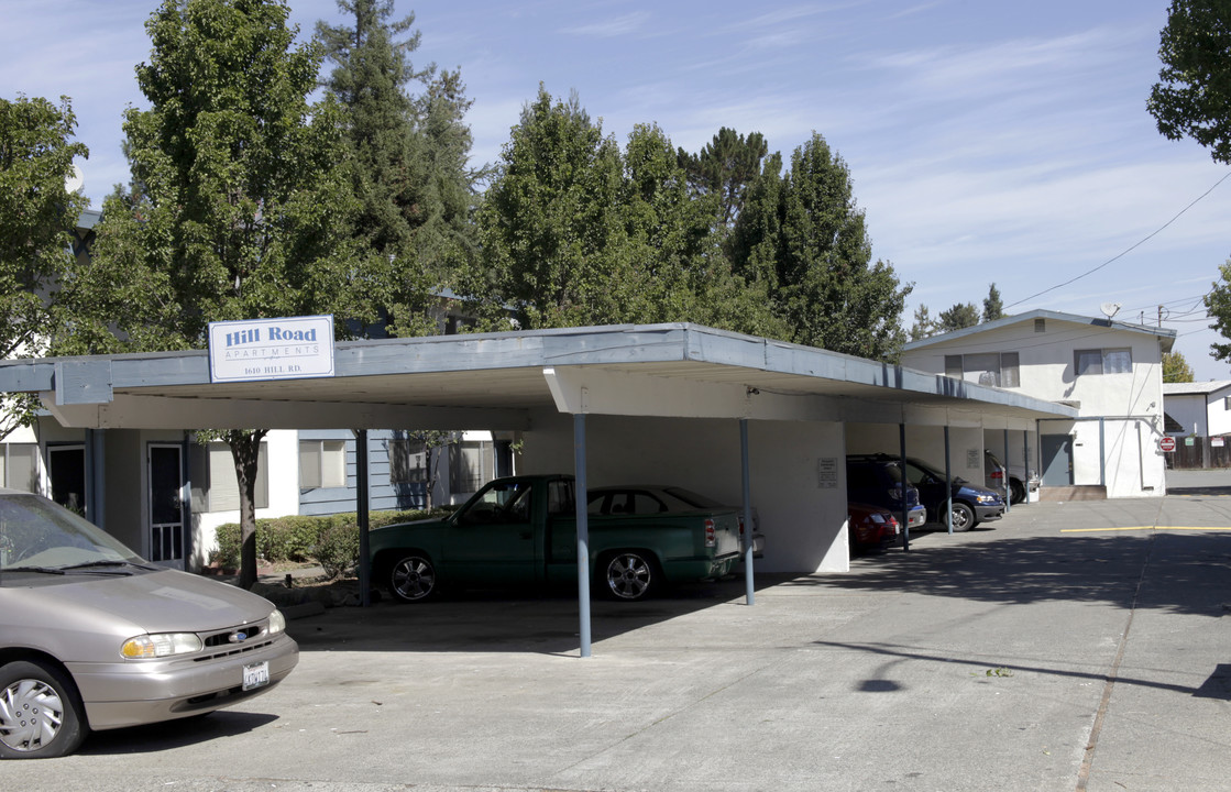 Hill Road Apartment in Novato, CA - Building Photo