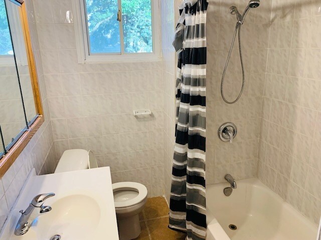 412 Prince Rd in Windsor, ON - Building Photo - Building Photo