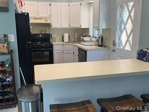 77 Illinois Ave in Long Beach, NY - Building Photo - Building Photo