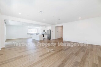 1816 Tapaderos St in Hemet, CA - Building Photo - Building Photo