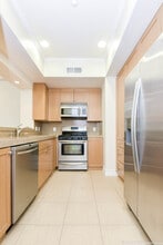 4871 Klump Ave, Unit 105 in North Hollywood, CA - Building Photo - Building Photo