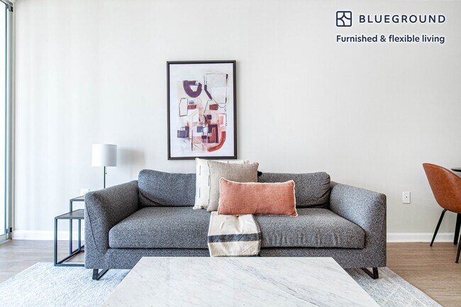 450 Massachusetts Ave NW-Unit -FL6-ID251 in Washington, DC - Foto de edificio - Building Photo