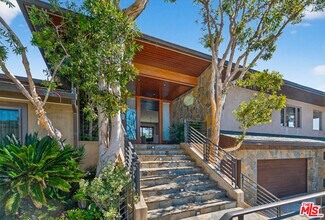 1120 El Medio Ave in Los Angeles, CA - Building Photo - Building Photo