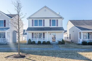 5975 Pennington Creek Dr in Dublin, OH - Building Photo