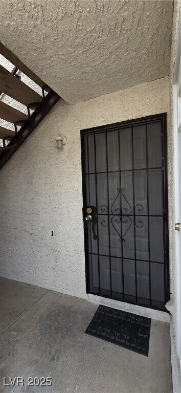 6649 W Tropicana Ave in Las Vegas, NV - Building Photo - Building Photo