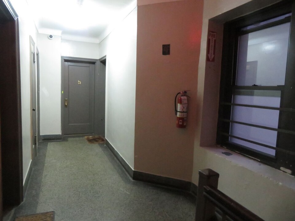 120 W 138th St in New York, NY - Building Photo