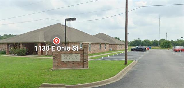 1130 E Ohio St in Van, TX - Foto de edificio - Building Photo