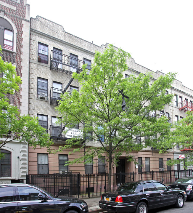 1160 President St in Brooklyn, NY - Building Photo