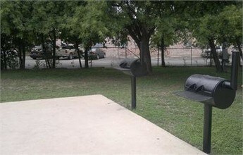 1721 Pinn Rd-Unit -043 in San Antonio, TX - Building Photo - Building Photo
