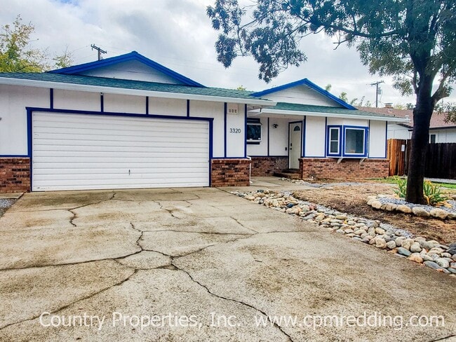 property at 3320 Panorama Dr