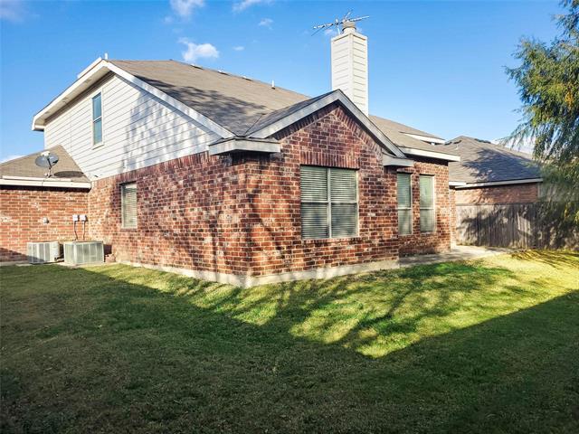 629 Cranbrook Dr in Fort Worth, TX - Building Photo - Building Photo