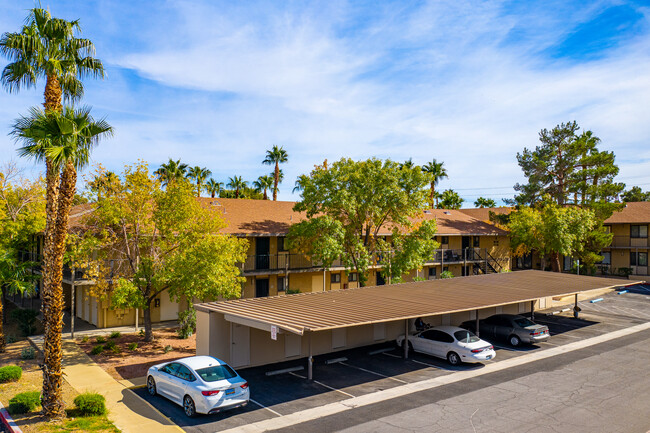 Arcadia Pointe in Las Vegas, NV - Building Photo - Building Photo