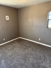 2710 E 3rd St in Lubbock, TX - Building Photo - Building Photo