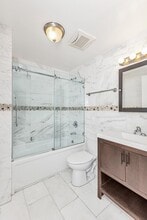 153 E 26th St, Unit 8A in New York, NY - Foto de edificio - Building Photo