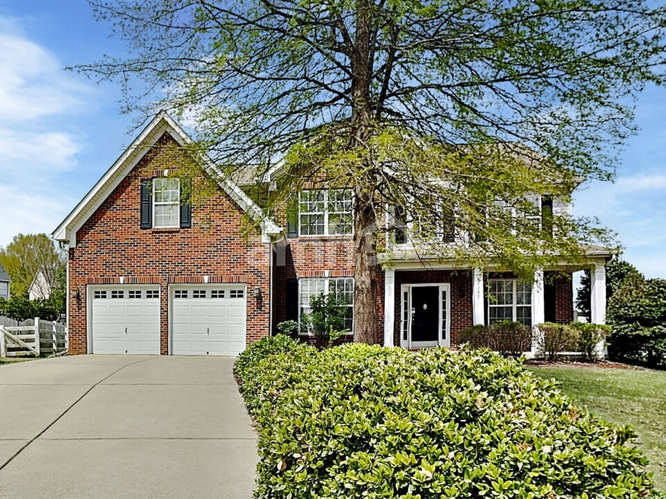 2107 Ridley Park Ct in Indian Trail, NC - Building Photo
