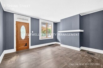 9 1/2 Spring St in Etna, PA - Building Photo - Building Photo