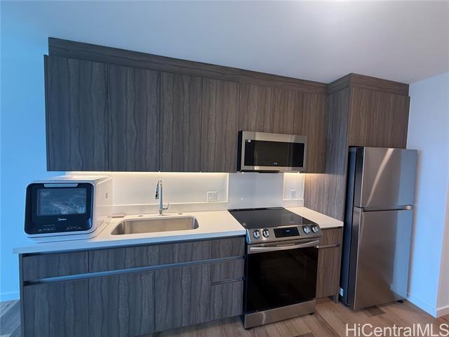 property at 1515 Liona St